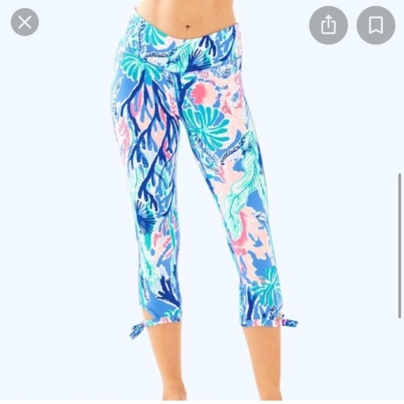 Lilly Pulitzer Gemma Luxletic Leggings Jet Stream Bow Medium UPF 50+ Blue Pink - Picture 6 of 6